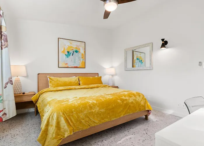 Desert Dream - Old Town Mid-century Modern - Heated Pool Scottsdale