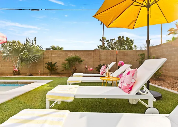 Desert Dream - Old Town Mid-century Modern - Heated Pool *