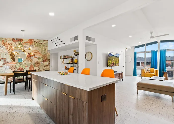 Desert Dream - Old Town Mid-century Modern - Heated Pool * Scottsdale