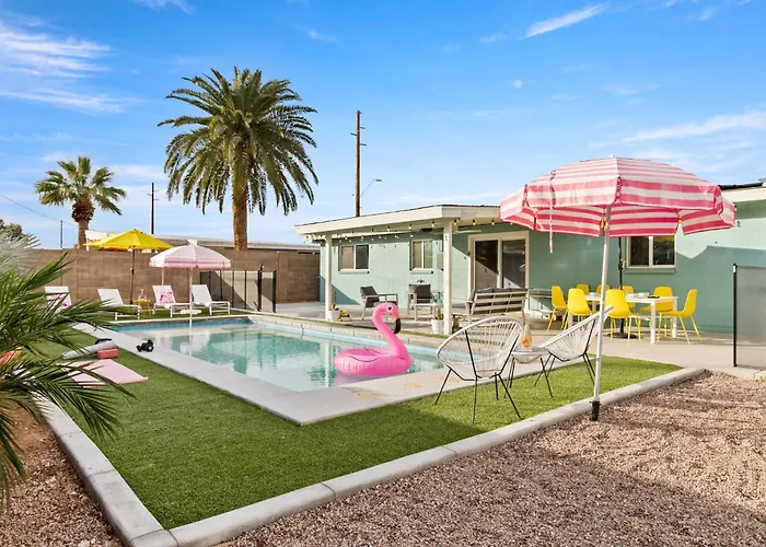 Desert Dream - Old Town Mid-century Modern - Heated Pool *