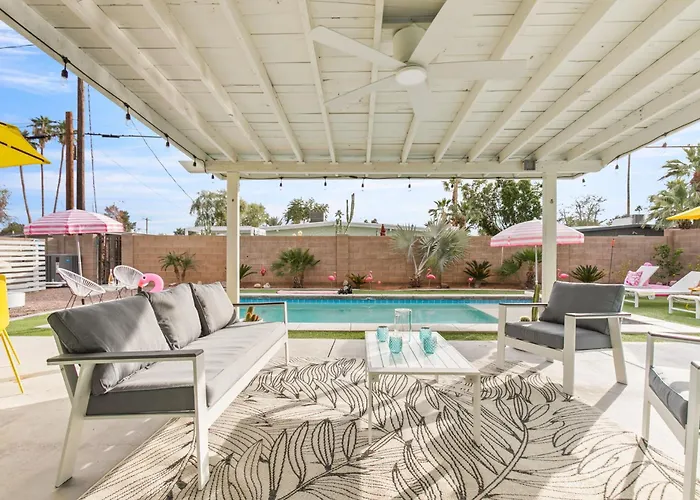 Desert Dream - Old Town Mid-century Modern - Heated Pool *