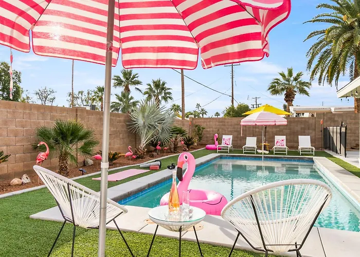 Desert Dream - Old Town Mid-century Modern - Heated Pool Holiday home *